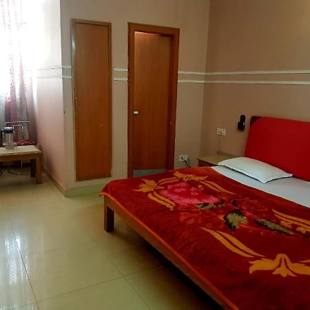 Hotel Queen Haridwār Buitenkant foto