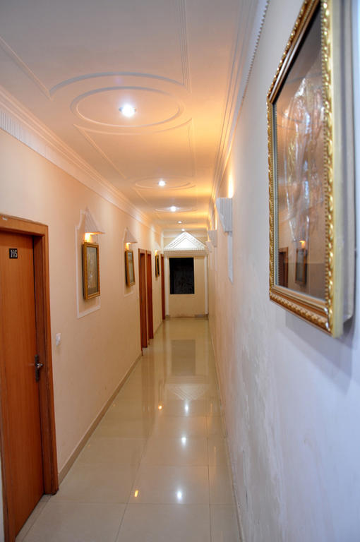Hotel Queen Haridwār Buitenkant foto