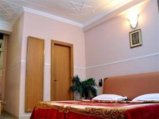 Hotel Queen Haridwār Buitenkant foto